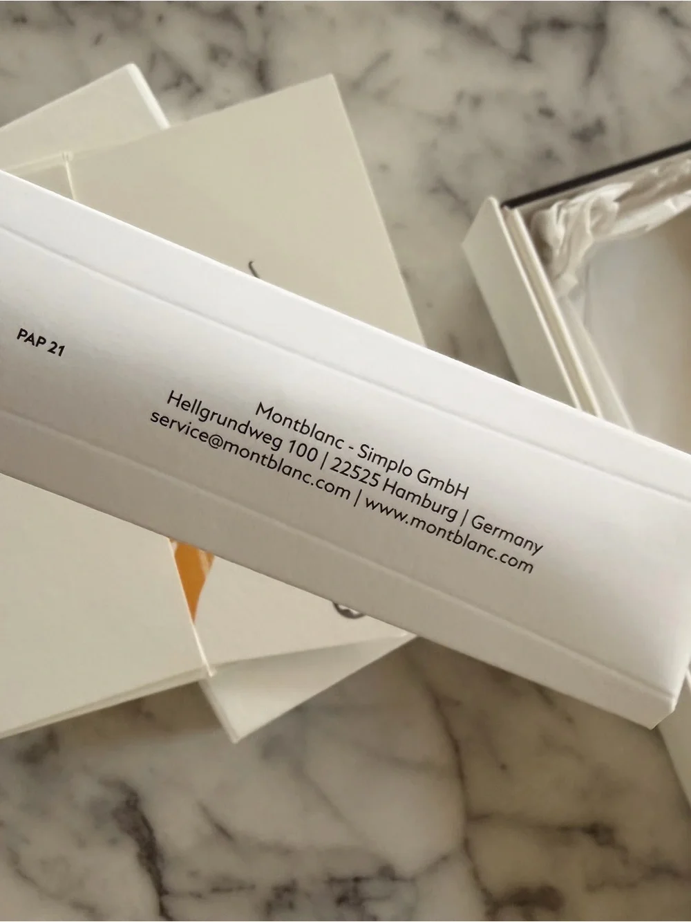 Montblanc Black and White Presentation Set with Ribbon *EMPTY*